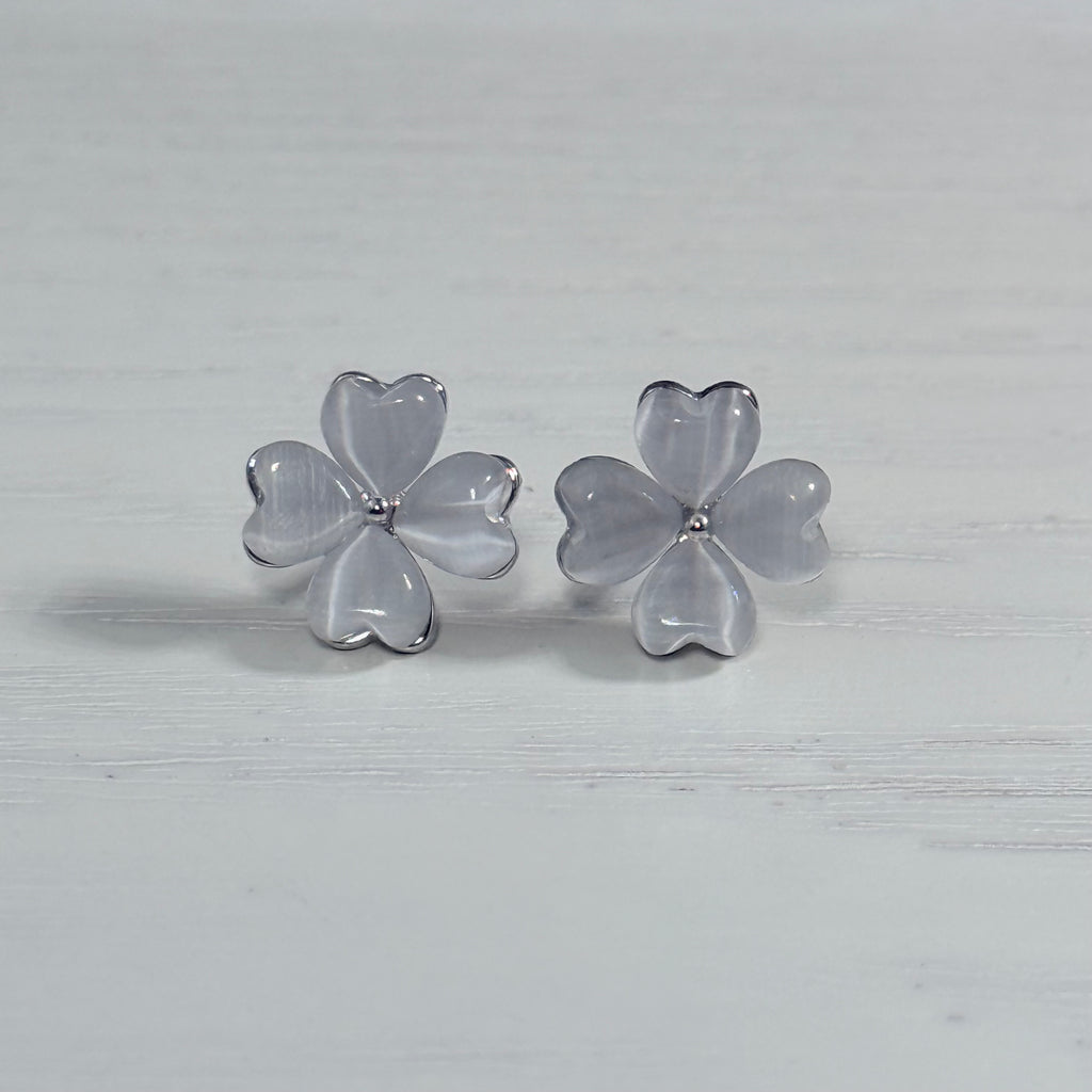 Clover Cat's Eye Stud Earrings