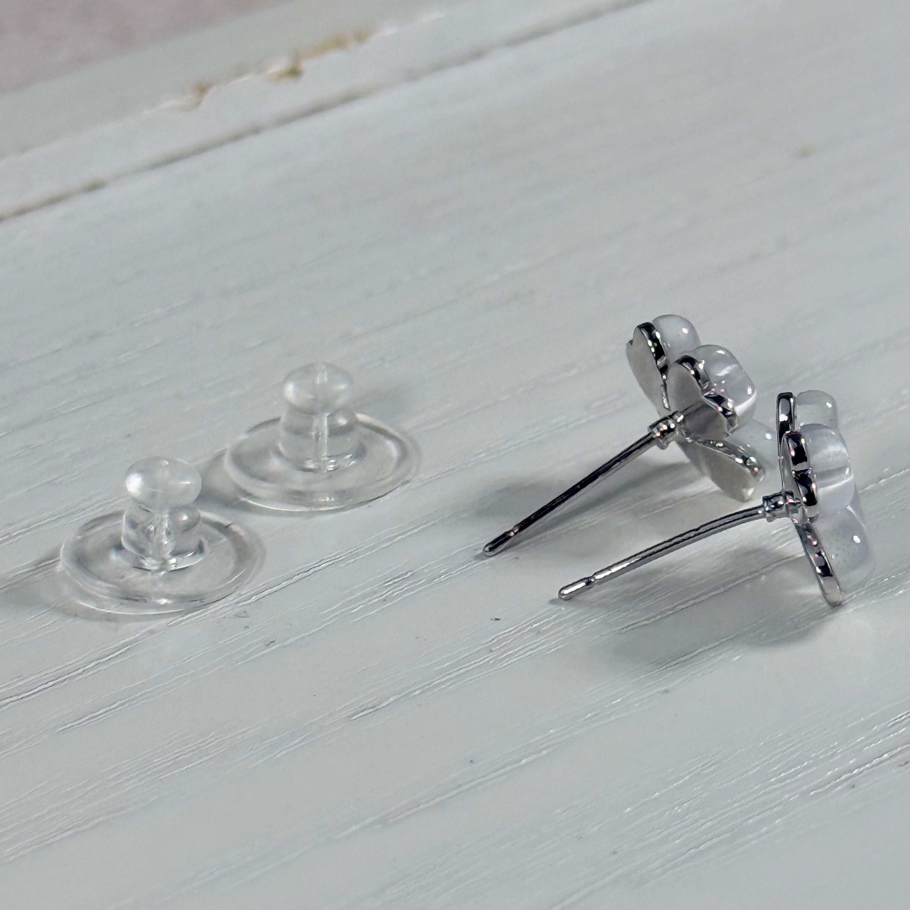 Clover Cat's Eye Stud Earrings