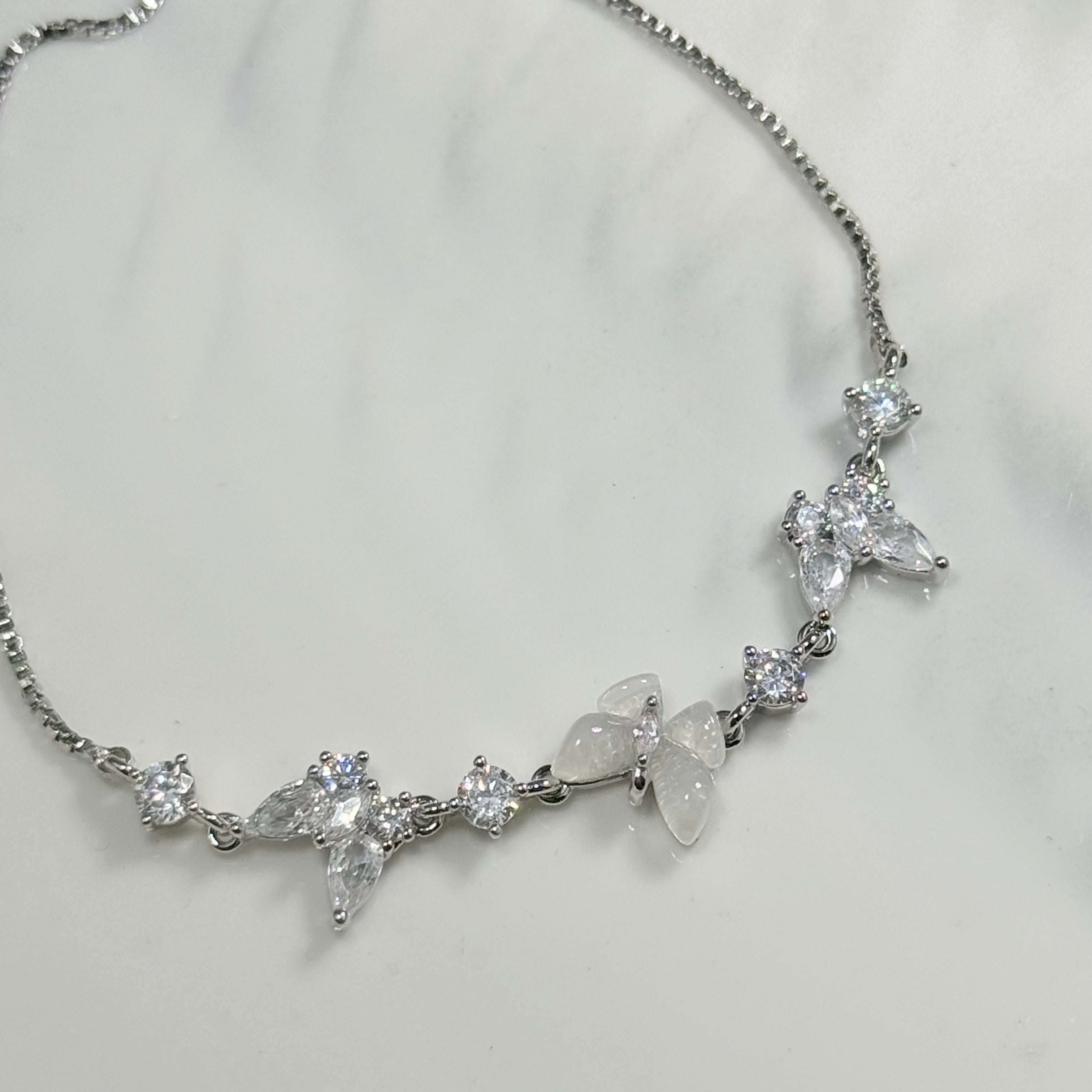 Cat's Eye Butterfly Bracelet (Silver)