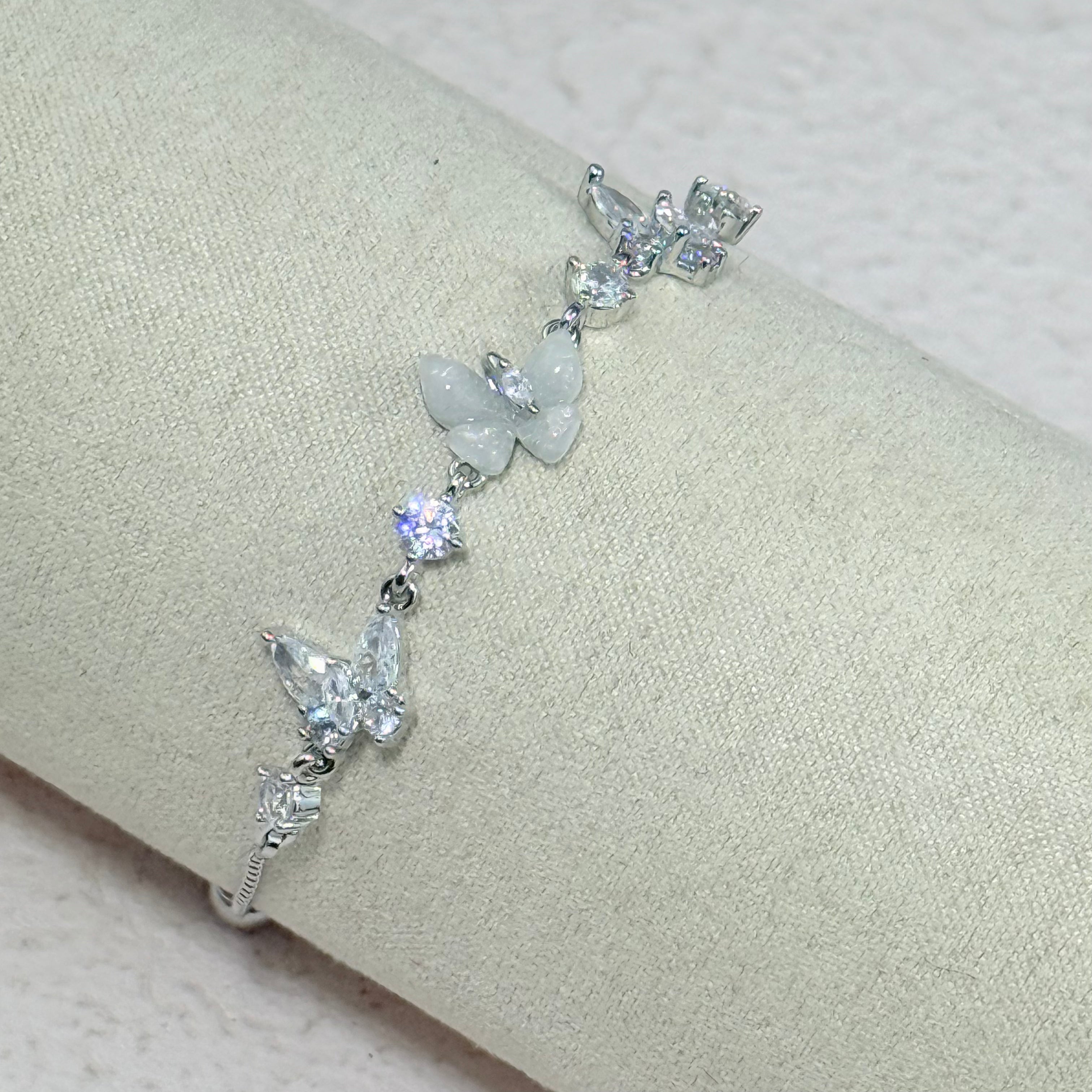 Cat's Eye Butterfly Bracelet (Silver)