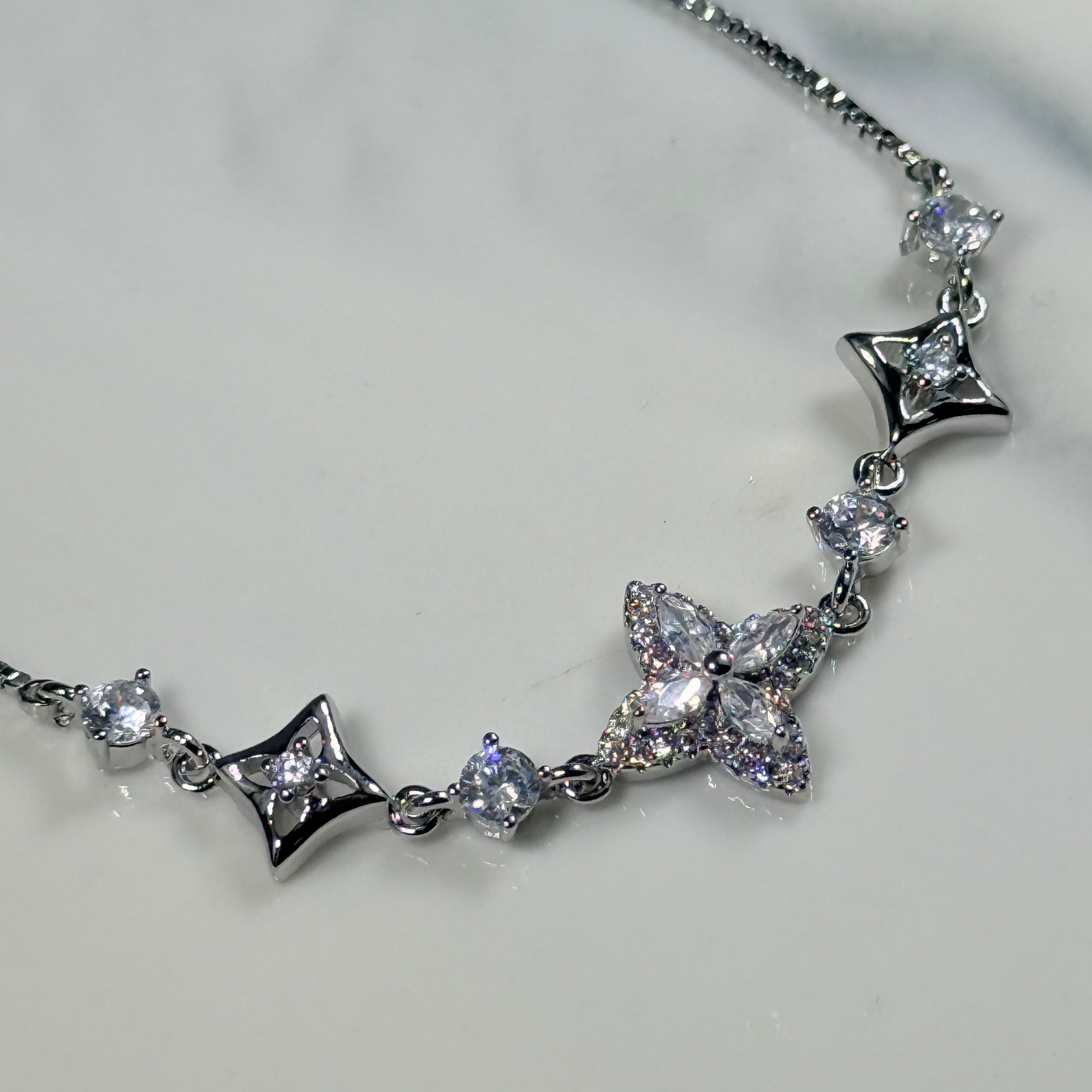 Floral Crystal Bracelet (Silver)