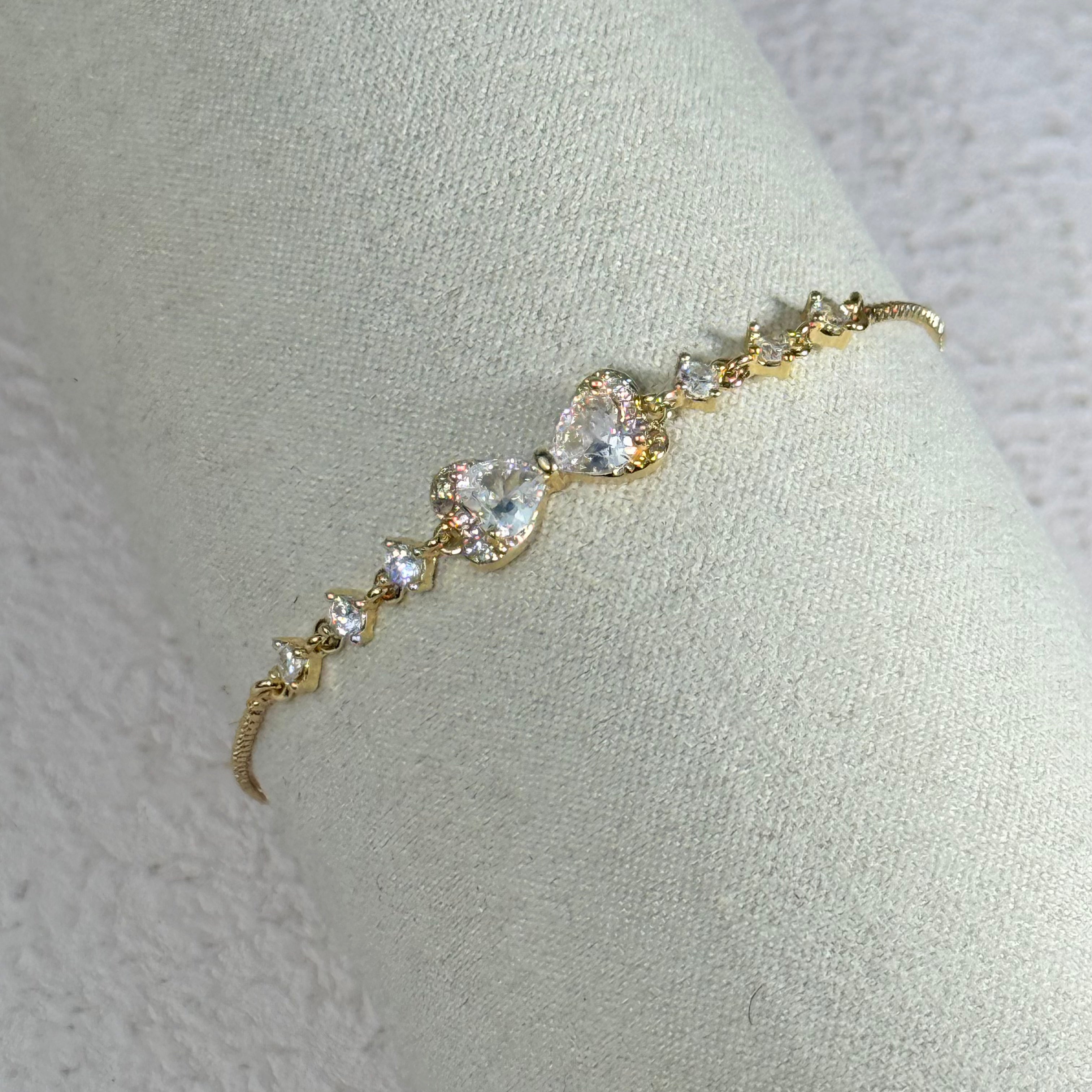 Twin Heart Bracelet (Gold)