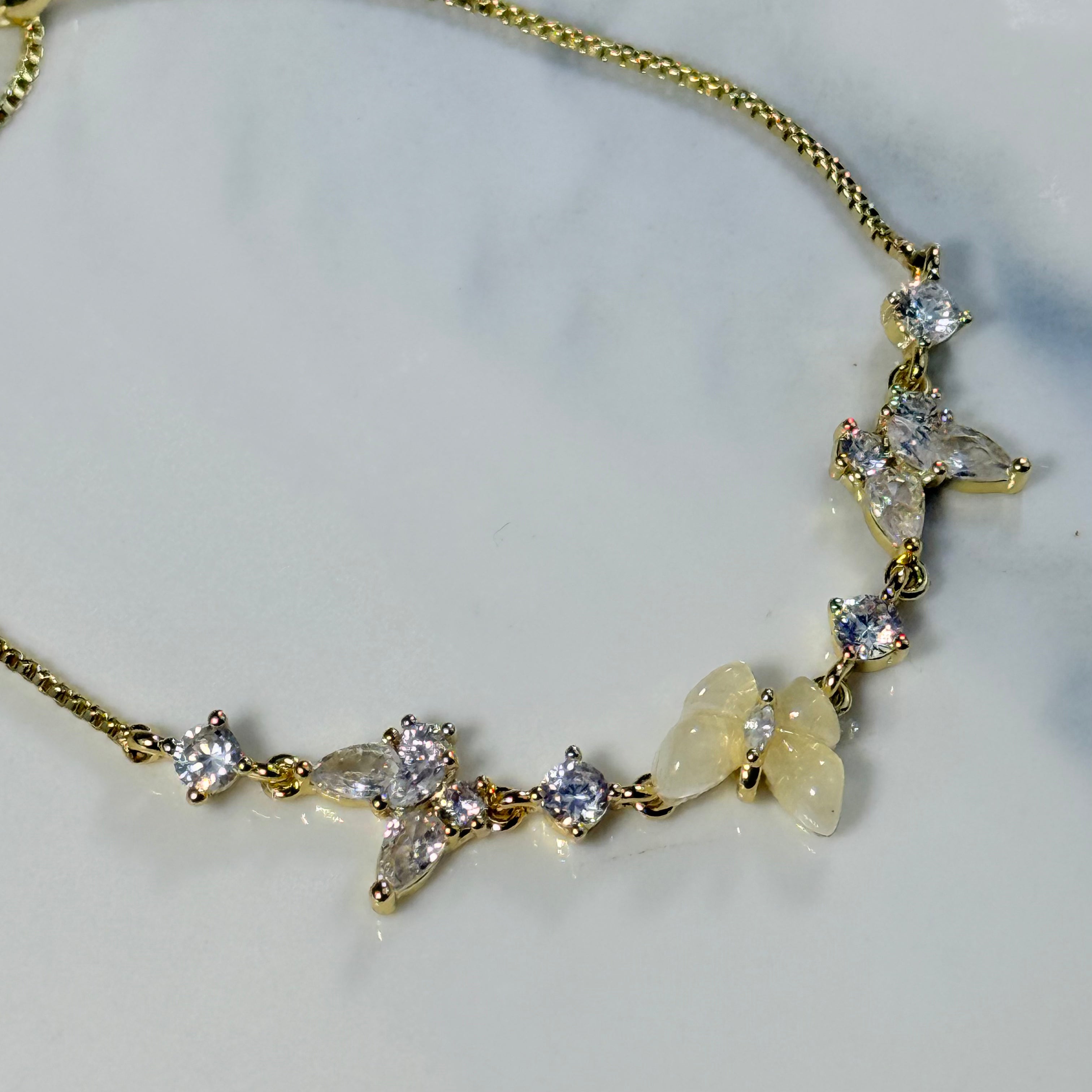 Cat's Eye Butterfly Bracelet (Gold)