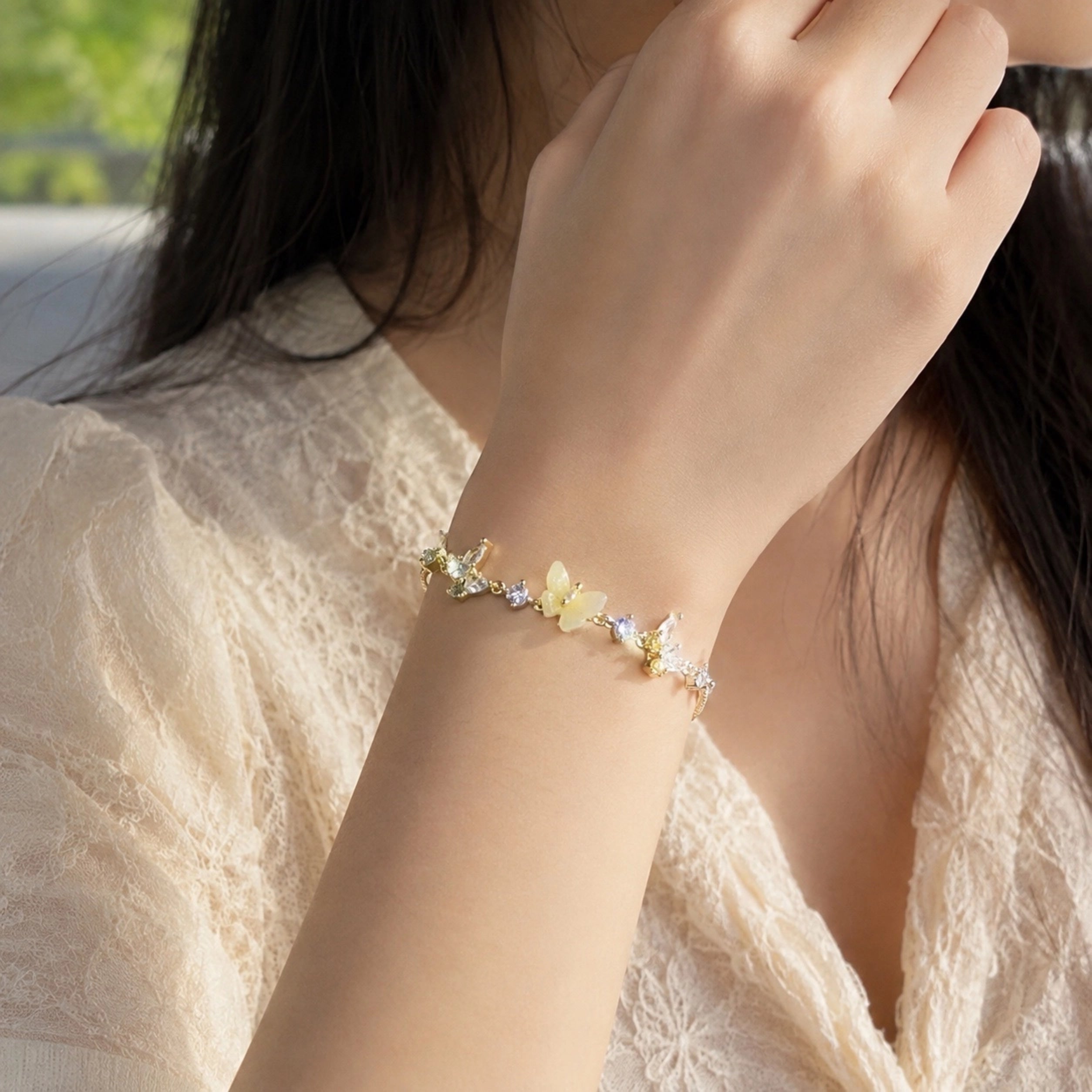 Cat's Eye Butterfly Bracelet (Gold)