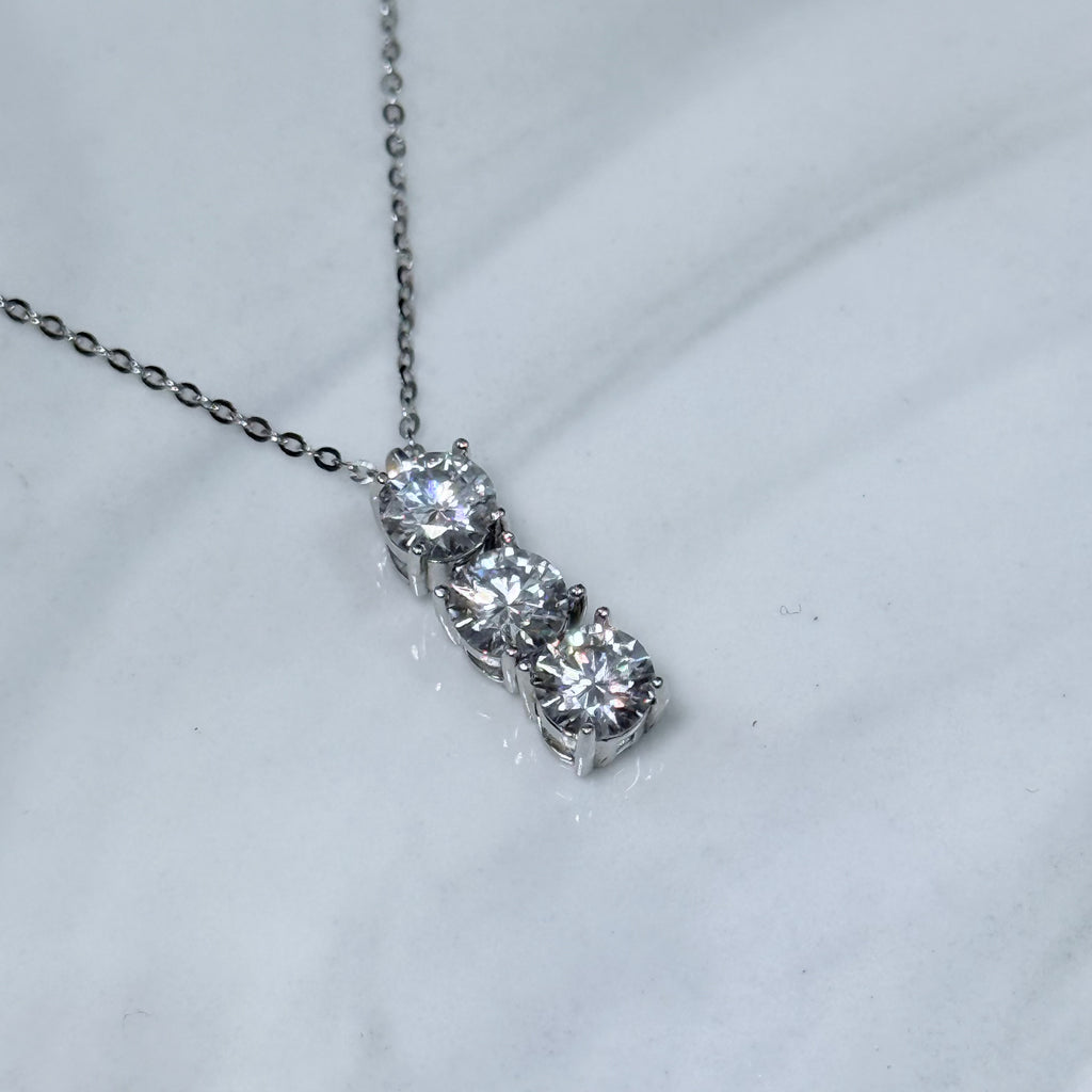 Trio Glow Moissanite 925 Silver Necklace