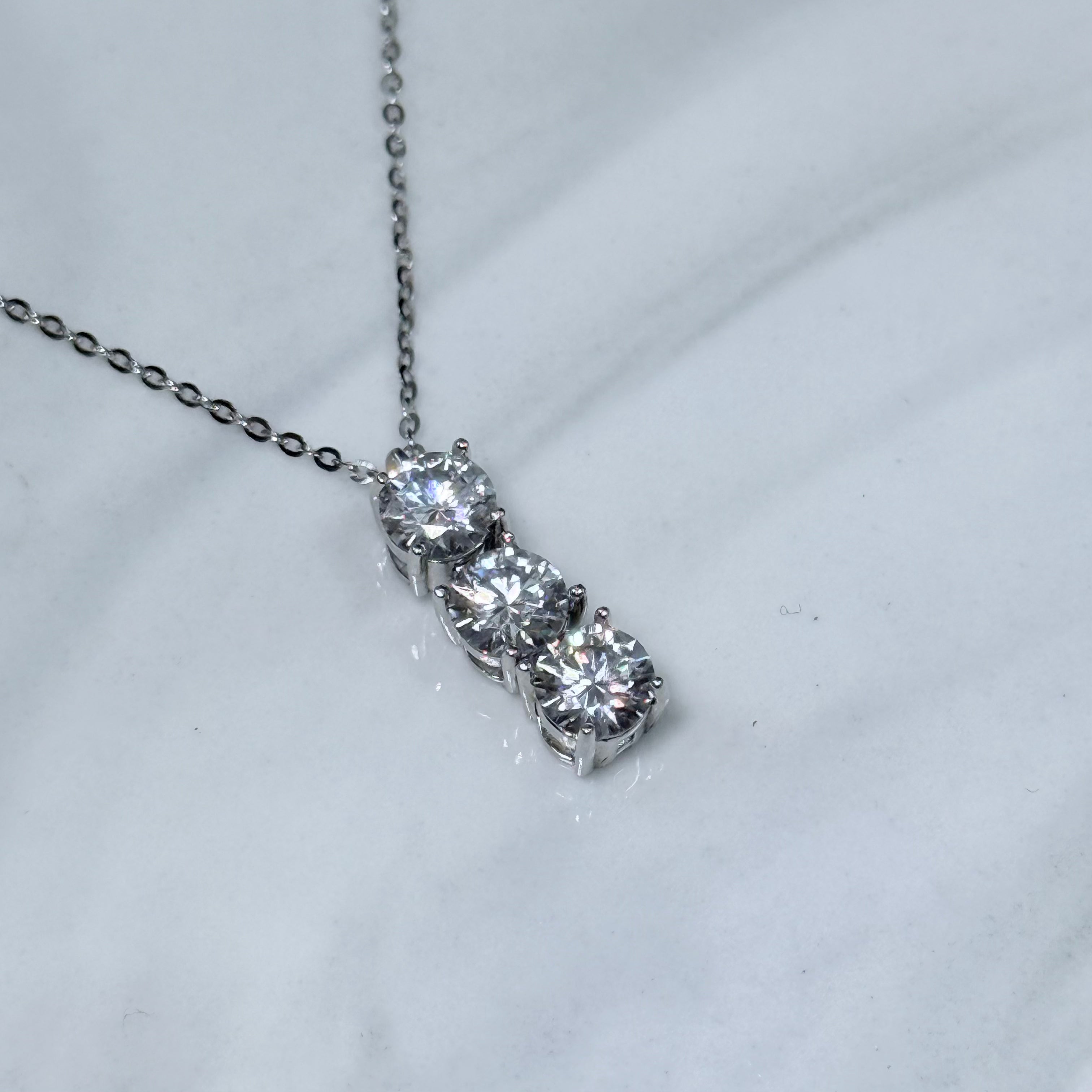 Trio Glow Moissanite 925 Silver Necklace