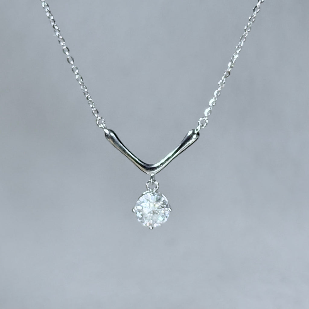 Lumière V Moissanite 925 Silver Necklace