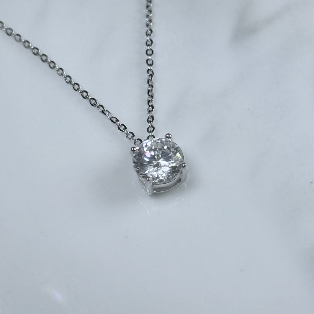 Classic Solitairet Moissanite 925 Silver Necklace