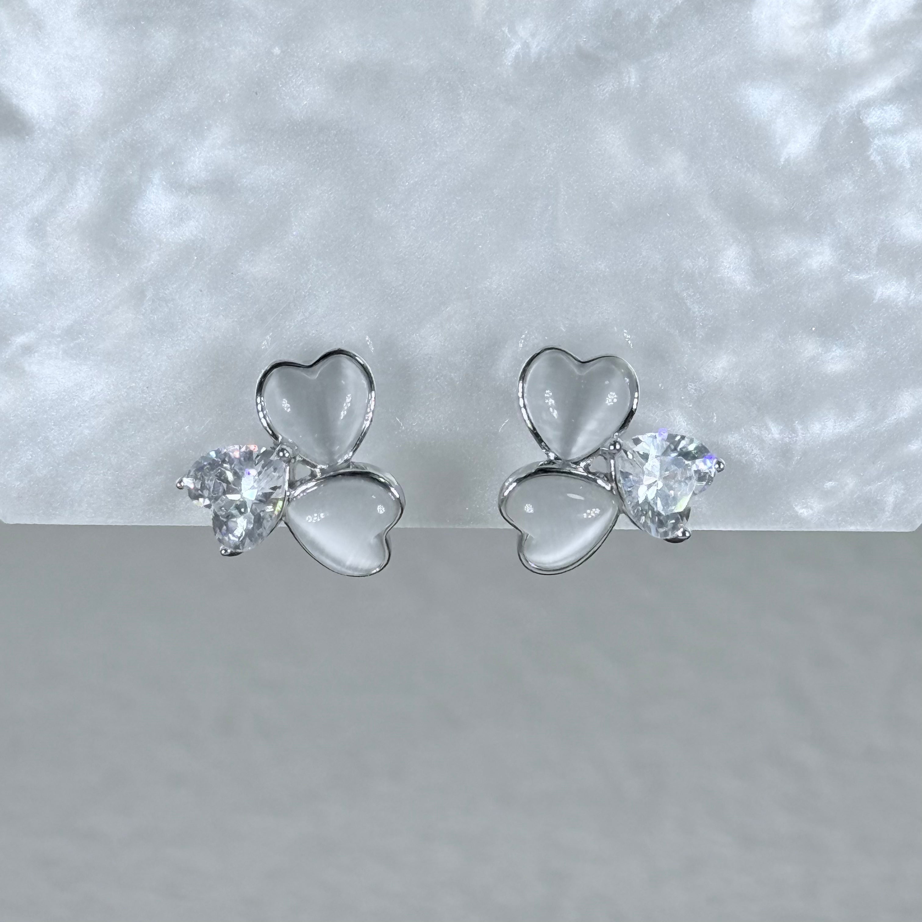Cat’s Eye Heart Clover Clip-On Earrings